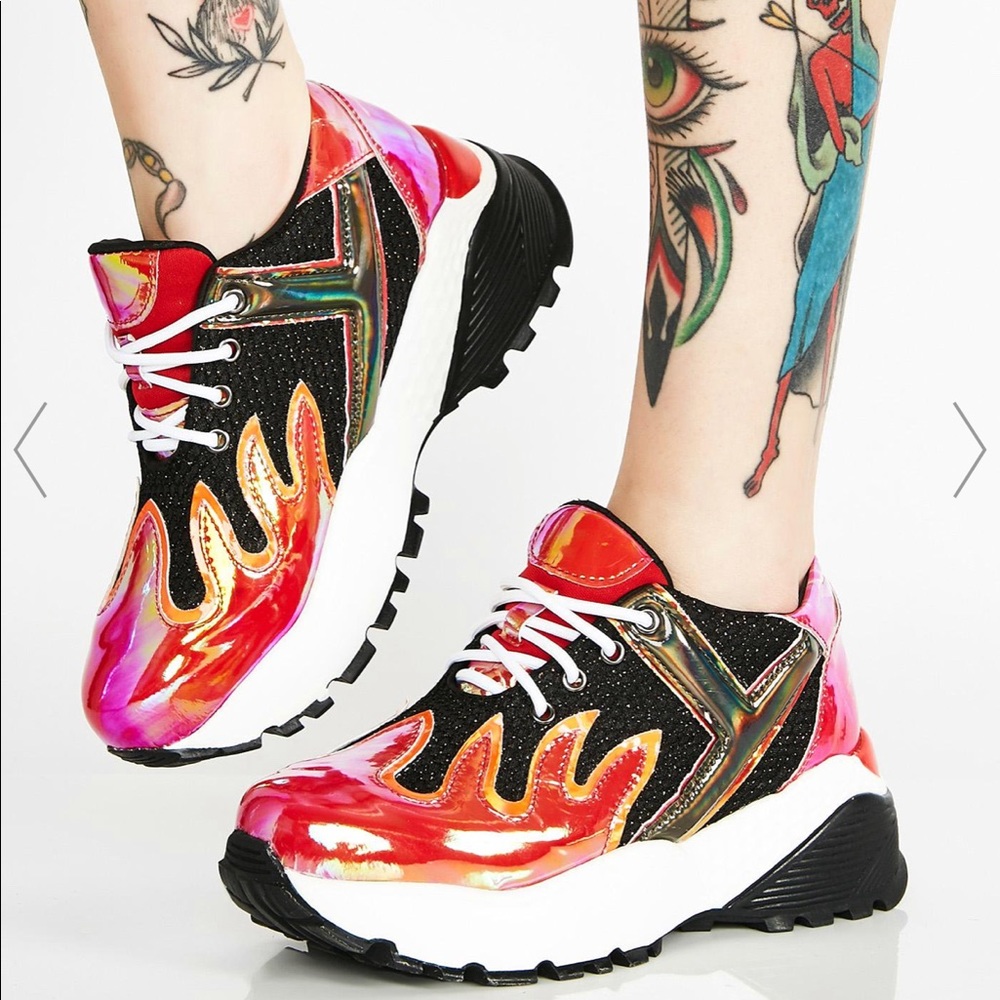 YRU BLAZ3 SNEAKERS🔥